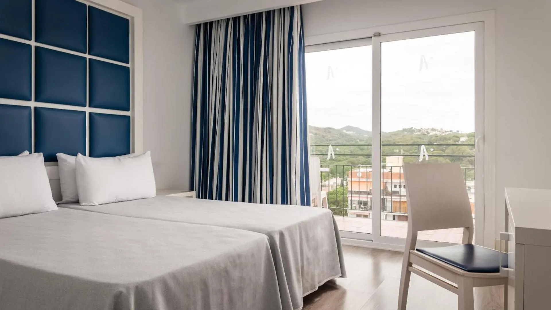 Alegria Sun Village Lloret de Mar Hotel